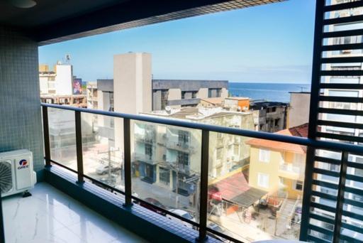 Smart Farol Da Barra - Vista Mar Com Varanda Arejada Apartment Salvador Luaran gambar